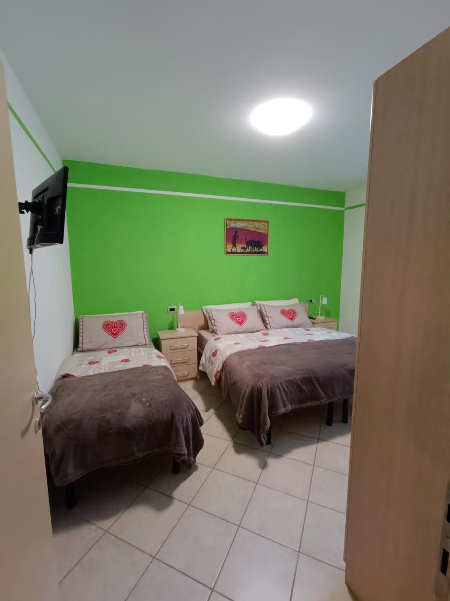 Pisolo Selvaggio Apartment Tirano Phòng bức ảnh